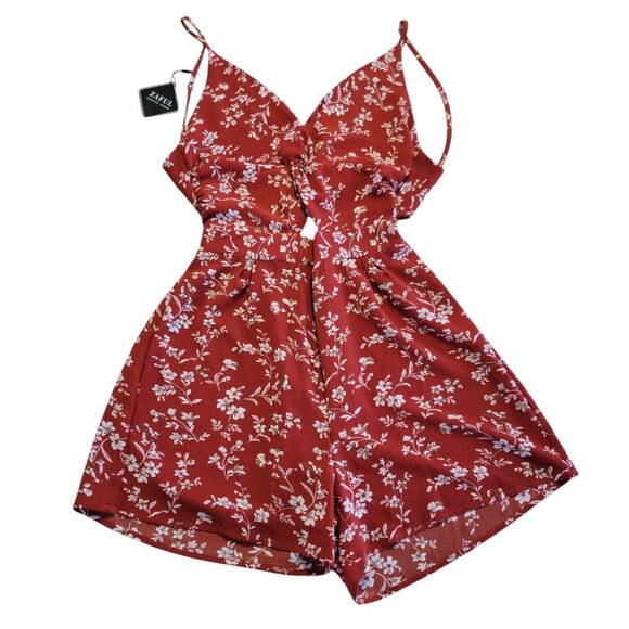 NWT‎ Zaful Romper Womens Sz M Shorts Floral Belted Spaghetti Straps Summer NEW - Picture 1 of 11